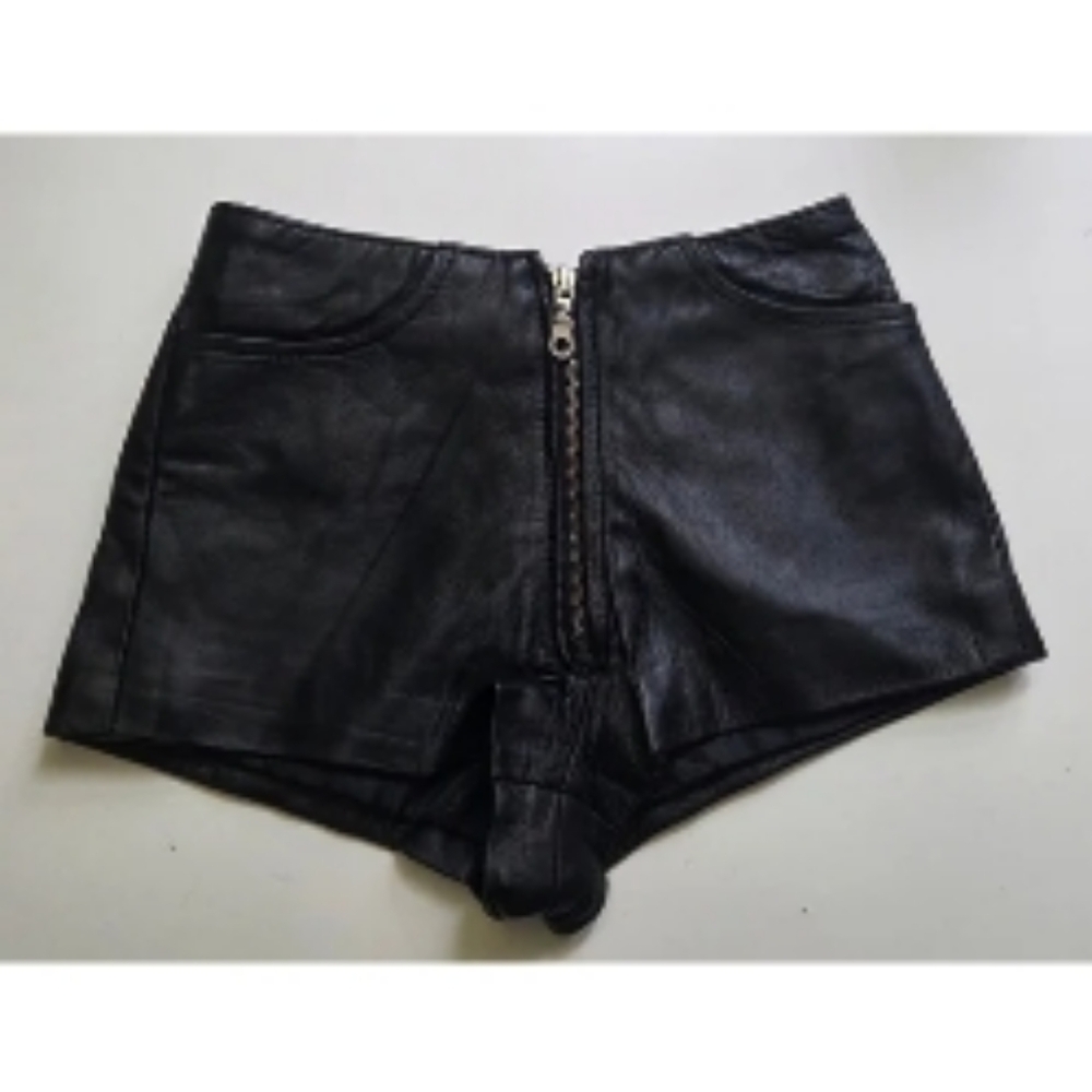 Authentic sexy black 100% leather hot pants